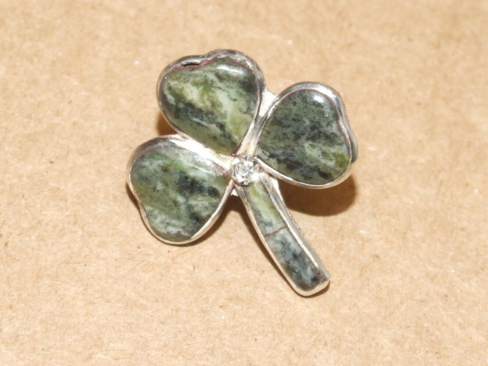 Vtg Irish Sterling Silver Connemara Marble & Diamond Shamrock Tie Tack Lapel Pin