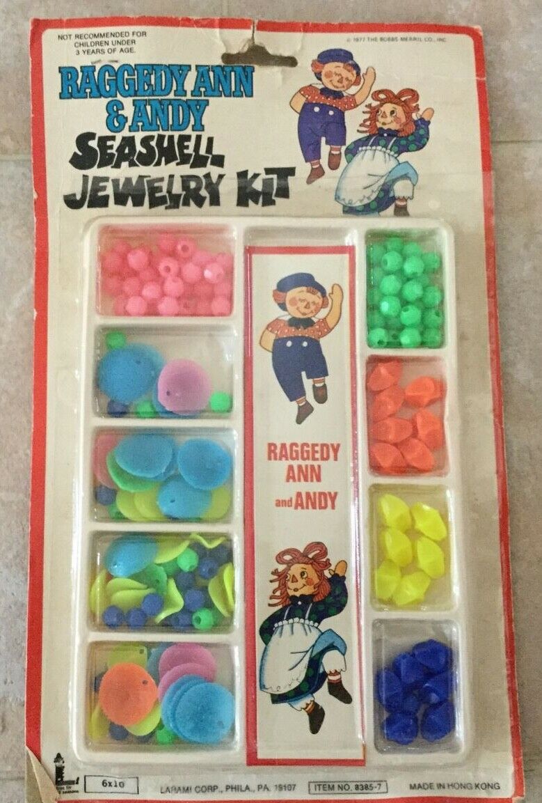 Vintage New In Pkg  Raggedy Ann & Andy Seashell Jewelry Kit By Larami Hong Kong